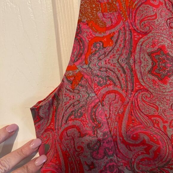 Cabi Jubilee Pink Paisley Sleeveless Blouse Size M - Picture 11 of 11